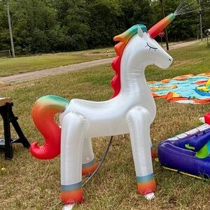 Inflatable White Unicorn water sprinkler 6ft